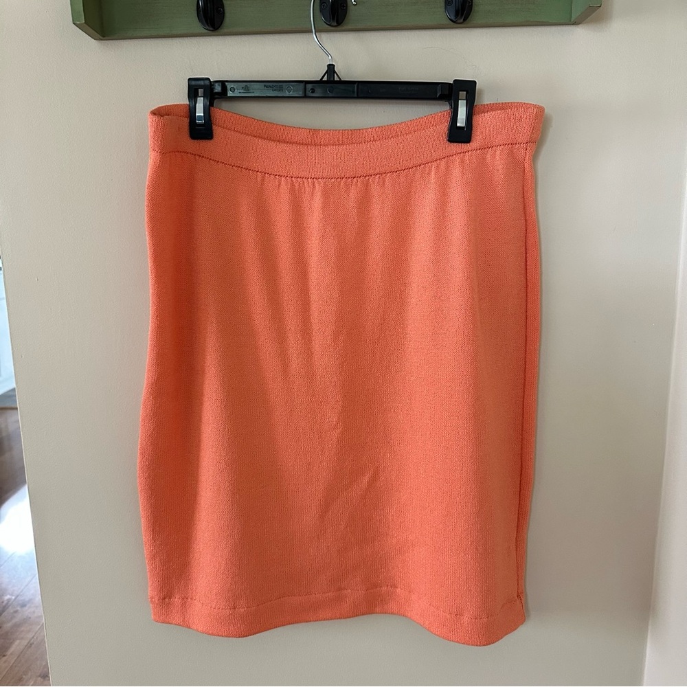 ST. JOHN Santana Knit Coral Peach Skirt